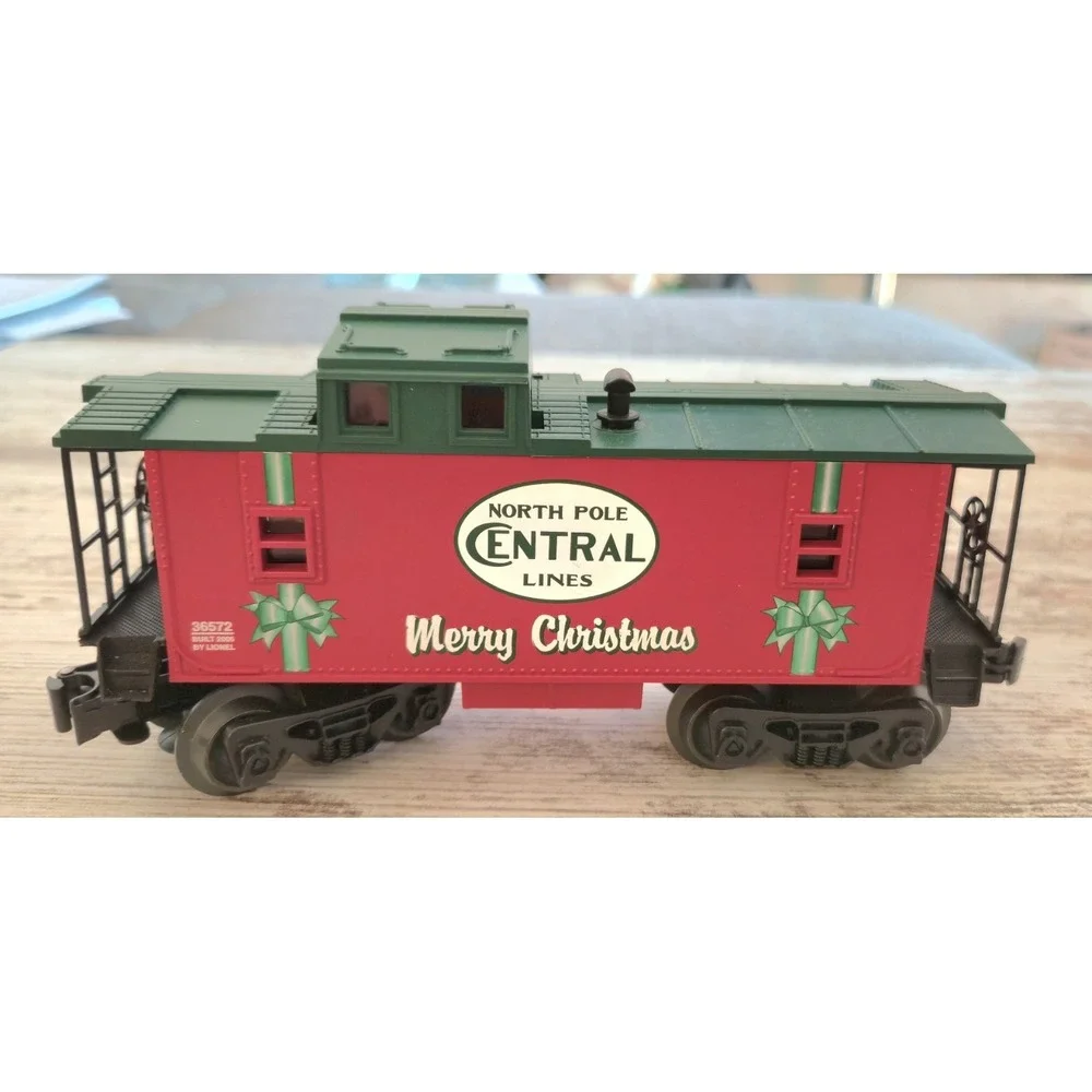 Lionel 6-30020 North Pole Central Christmas Train Set O-Gauge Ready to Run - NIB